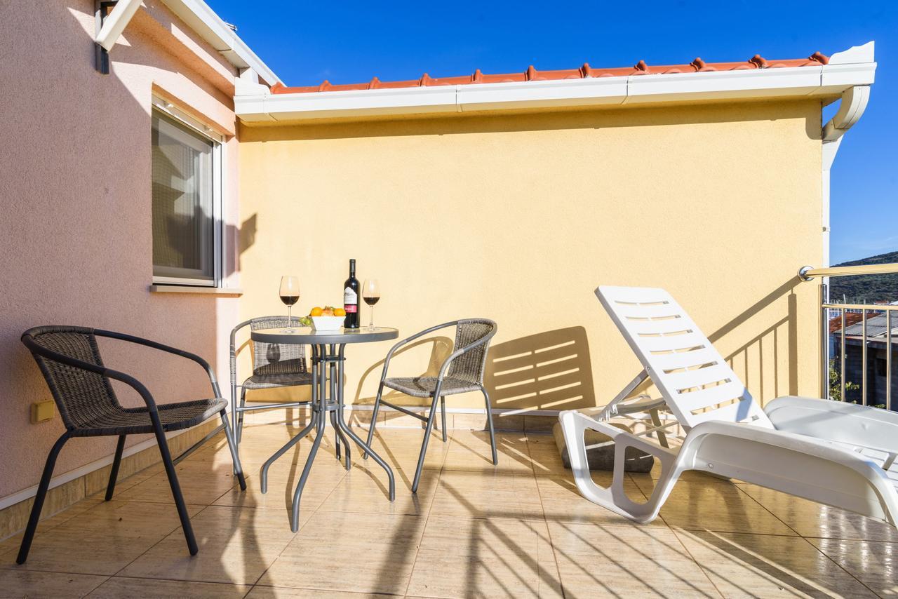 Apartments Neve Marina Dış mekan fotoğraf